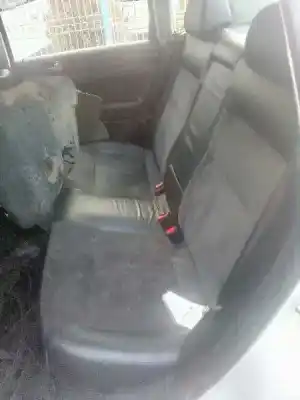 Veículo de Sucata volkswagen passat berlina (3b3) 2.5 v6 tdi do ano 2001 alimentado akn