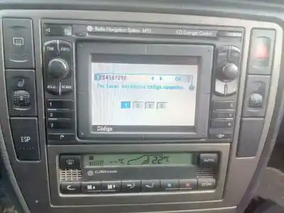 Veículo de Sucata volkswagen passat berlina (3b3) 2.5 v6 tdi do ano 2001 alimentado akn