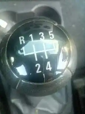 Veicolo di demolizione opel meriva cosmo dell'anno 2004 alimentato y17dt