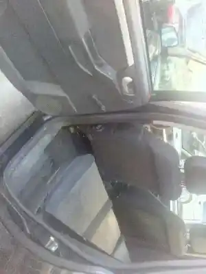 Veicolo di demolizione opel meriva cosmo dell'anno 2004 alimentato y17dt