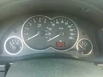 Veicolo di demolizione opel meriva cosmo dell'anno 2004 alimentato y17dt