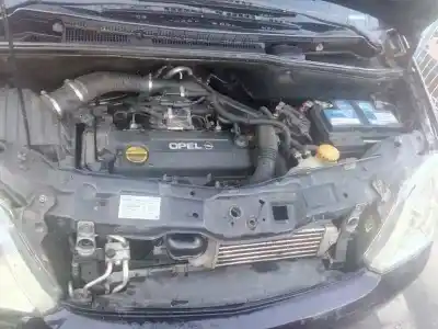 Veicolo di demolizione opel meriva cosmo dell'anno 2004 alimentato y17dt