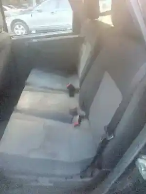 Veicolo di demolizione opel meriva cosmo dell'anno 2004 alimentato y17dt