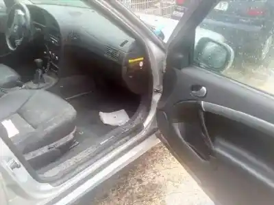 Здавання транспортного засобу saab 9-5 berlina 1.9 tid linear sport року 2007 потужний z19dth