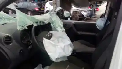 Здавання транспортного засобу mercedes-benz citan furgoneta/monovolumen (w415) 111 cdi (415.603 415.605) року 2016 потужний 607951