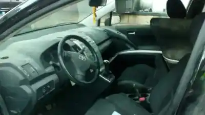 Veículo de Sucata toyota corolla verso (r1) 2.2 d-4d sol do ano 2008 alimentado 2adftv