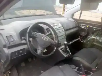 Veículo de Sucata toyota corolla verso (r1) 2.2 d-4d sol do ano 2008 alimentado 2adftv