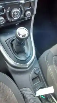 Здавання транспортного засобу peugeot 308 sw ii (lc_, lj_, lr_, lx_, l4_) 1.6 hdi / bluehdi 115 (lcbhxm lcbhxt) року 2013 потужний 9h05