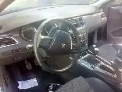 Véhicule à la ferraille peugeot 508 active de l'année 2011 alimenté rh01