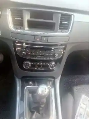 Véhicule à la ferraille peugeot 508 active de l'année 2011 alimenté rh01