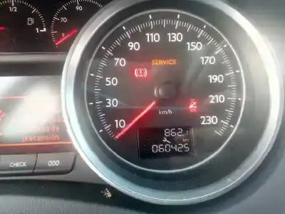 Véhicule à la ferraille peugeot 508 active de l'année 2011 alimenté rh01