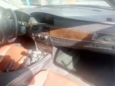 Здавання транспортного засобу bmw serie 5 touring (e61) * року 2006 потужний 306d3