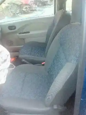 Veicolo di demolizione renault twingo authentique dell'anno 2010 alimentato d4f772