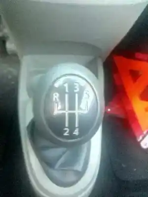 Veicolo di demolizione renault twingo authentique dell'anno 2010 alimentato d4f772