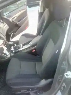Véhicule à la ferraille hyundai                                            i40                                                                                                                                                                                                                                                        1.7 crdi cat                                                                                                                                                                                                                                               de l'année 2013 alimenté d4fd
