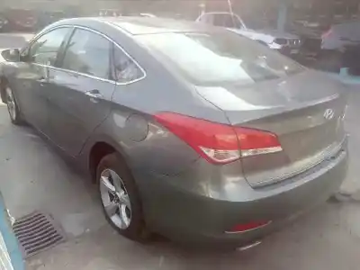 Véhicule à la ferraille hyundai                                            i40                                                                                                                                                                                                                                                        1.7 crdi cat                                                                                                                                                                                                                                               de l'année 2013 alimenté d4fd