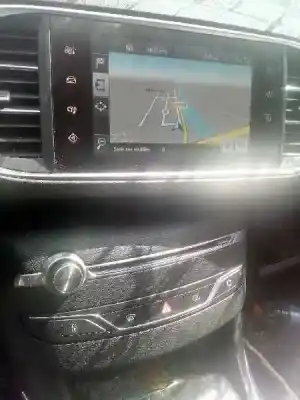 Vehicul casat peugeot 308 allure al anului 2016 alimentat bhz