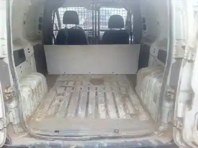 Sloopvoertuig peugeot bipper 1.4 hdi van het jaar 2008 aangedreven 8hs
