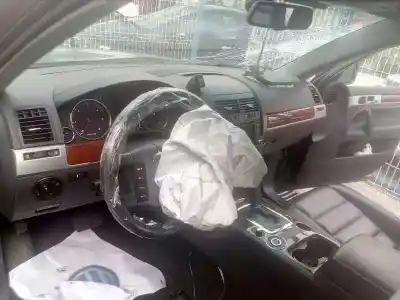 Veicolo di demolizione volkswagen touareg (7la, 7l6, 7l7) 3.0 v6 tdi dell'anno 2005 alimentato bks