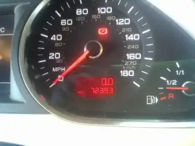 Vehicul casat audi a6 berlina (4f2) 2.0 tdi al anului 2010 alimentat caha