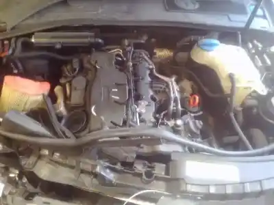 Vehicul casat audi a6 berlina (4f2) 2.0 tdi al anului 2010 alimentat caha