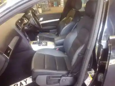 Vehicul casat audi a6 berlina (4f2) 2.0 tdi al anului 2010 alimentat caha