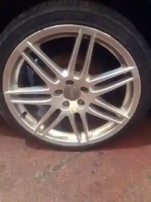 Vehicul casat audi a6 berlina (4f2) 2.0 tdi al anului 2010 alimentat caha