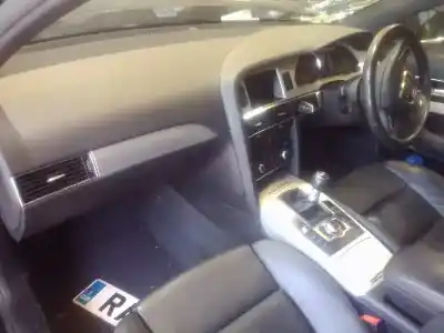 Vehicul casat audi a6 berlina (4f2) 2.0 tdi al anului 2010 alimentat caha