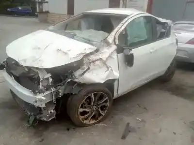 Здавання транспортного засобу toyota yaris (_p13_) 1.3 (nsp130_) року 2016 потужний 1nr
