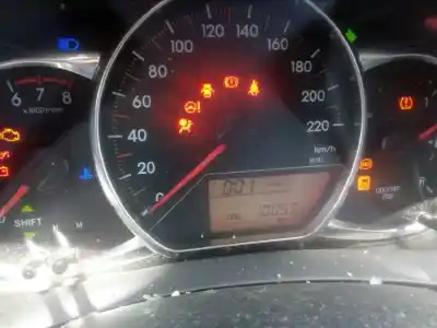 Здавання транспортного засобу toyota yaris (_p13_) 1.3 (nsp130_) року 2016 потужний 1nr