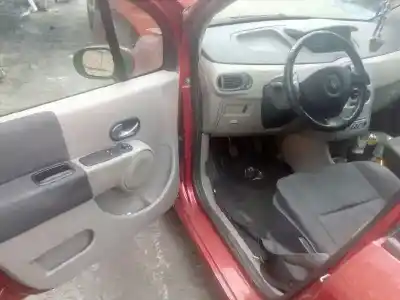Vehicul casat renault modus 1.4 16v al anului 2005 alimentat k4j770