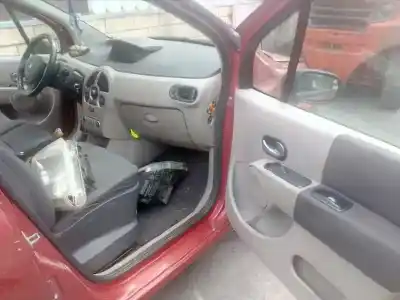 Vehicul casat renault modus 1.4 16v al anului 2005 alimentat k4j770