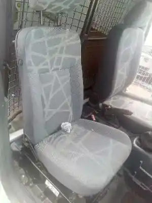 Sloopvoertuig ford transit connect (tc7) 1.8 tdci cat van het jaar 2011 aangedreven r3pa