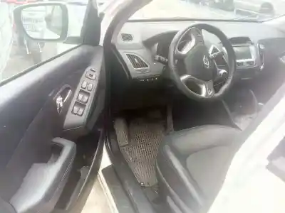 Véhicule à la ferraille hyundai ix35 2.0 cat de l'année 2012 alimenté g4kd