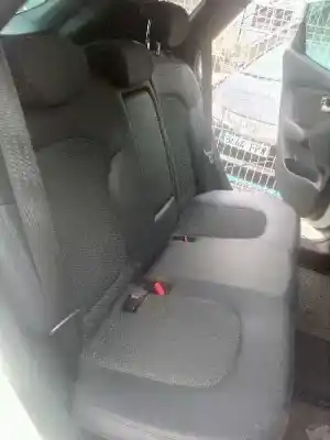 Véhicule à la ferraille hyundai ix35 2.0 cat de l'année 2012 alimenté g4kd