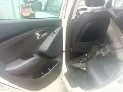 Véhicule à la ferraille hyundai ix35 2.0 cat de l'année 2012 alimenté g4kd