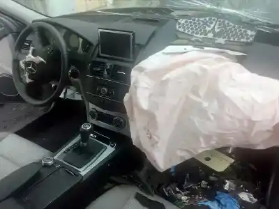 Veicolo di demolizione mercedes-benz clase c (w204) berlina c 300 4-matic (204.081) dell'anno 2008 alimentato 272948