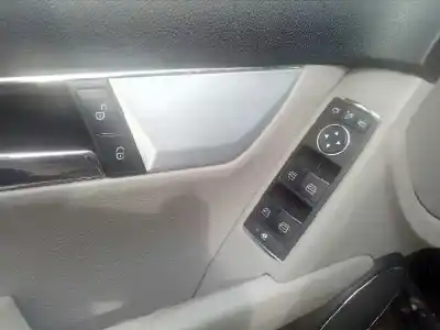 Veicolo di demolizione mercedes-benz clase c (w204) berlina c 300 4-matic (204.081) dell'anno 2008 alimentato 272948