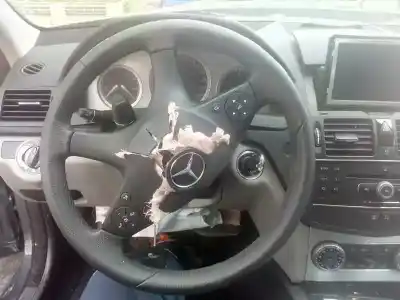 Veicolo di demolizione mercedes-benz clase c (w204) berlina c 300 4-matic (204.081) dell'anno 2008 alimentato 272948