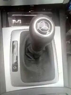 Veicolo di demolizione mercedes-benz clase c (w204) berlina c 300 4-matic (204.081) dell'anno 2008 alimentato 272948