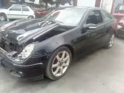 Véhicule à la ferraille mercedes-benz clase c (w203) sportcoupe c 220 cdi (la) (203.708) de l'année 2008 alimenté 646963