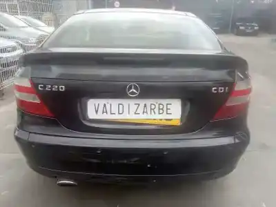 Véhicule à la ferraille mercedes-benz clase c (w203) sportcoupe c 220 cdi (la) (203.708) de l'année 2008 alimenté 646963