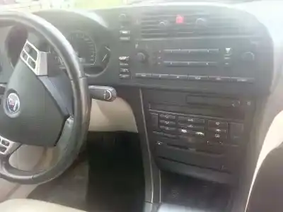Sloopvoertuig saab 9-3 cabrio 2.0 t vector van het jaar 2004 aangedreven b207l