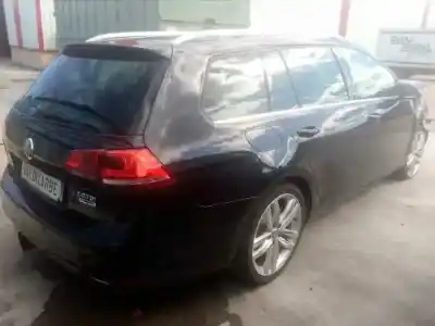 Verschrottungsfahrzeug volkswagen golf vii sportsvan 2.0 tdi des jahres 2015 angetrieben crbc