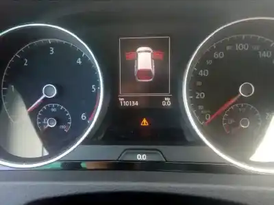 Verschrottungsfahrzeug volkswagen golf vii sportsvan 2.0 tdi des jahres 2015 angetrieben crbc