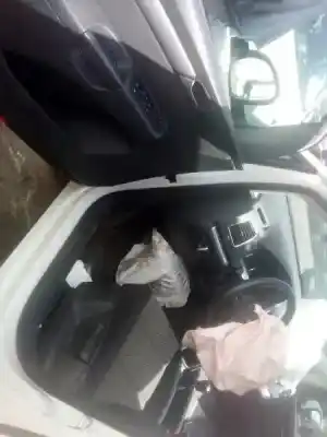 Scrapping Vehicle volkswagen sharan (7n2) 2.0 tdi of the year 2015 powered cffe