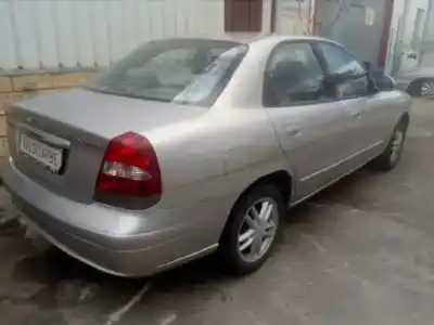 Veículo de Sucata daewoo nubira berlina classic cdx do ano 2001 alimentado x20sed