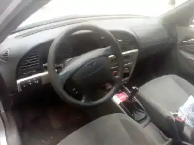 Veículo de Sucata daewoo nubira berlina classic cdx do ano 2001 alimentado x20sed