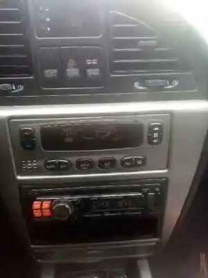 Veículo de Sucata daewoo nubira berlina classic cdx do ano 2001 alimentado x20sed