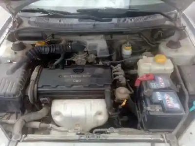 Veículo de Sucata daewoo nubira berlina classic cdx do ano 2001 alimentado x20sed